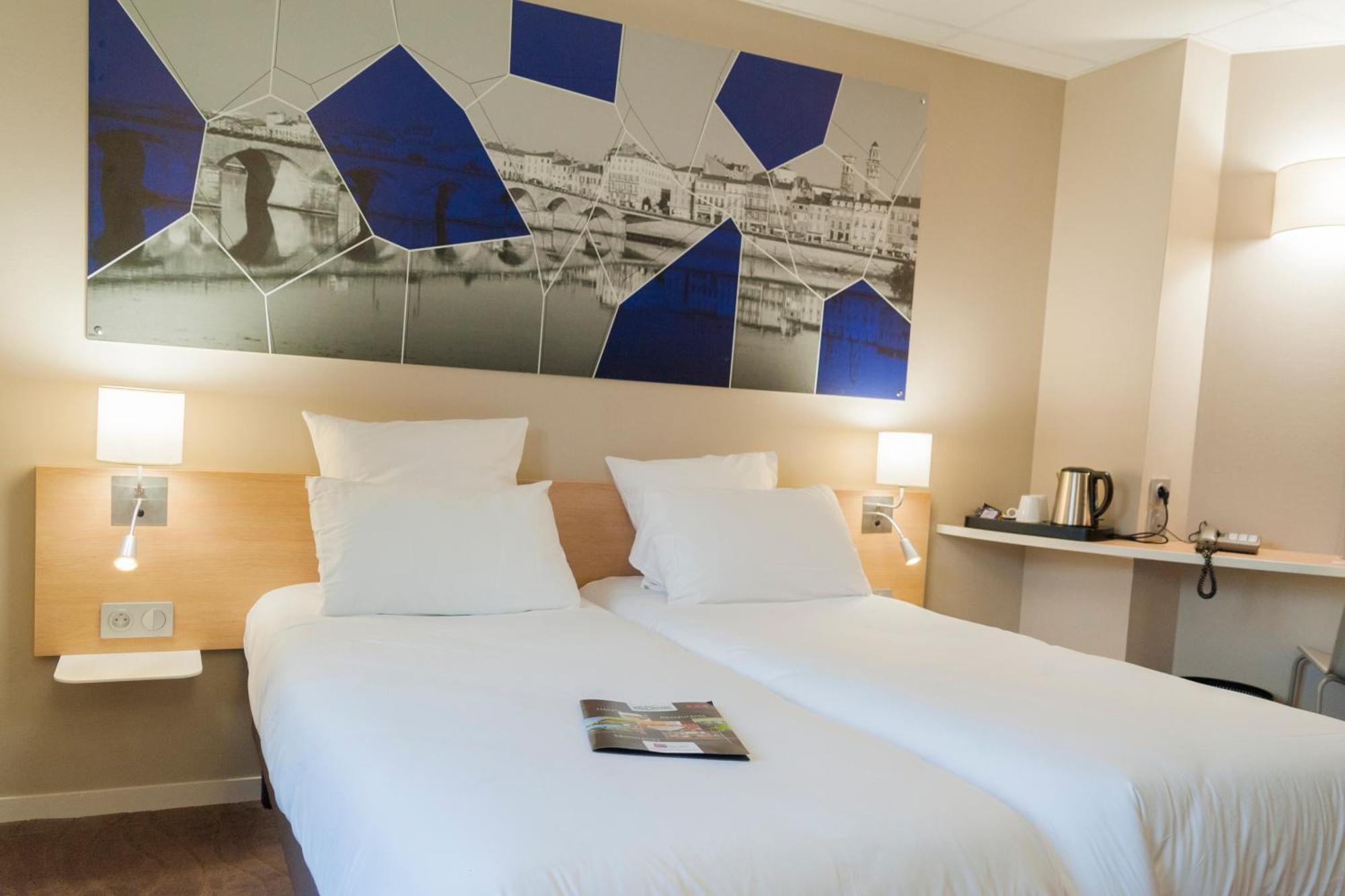 Brit Hotel Macon Centre Gare Exterior foto